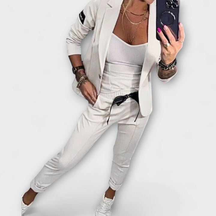 Greta | Elegant Set van Top, Jas en Broek