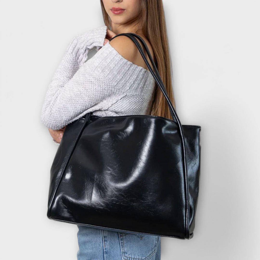 Esmee | Tas Blair